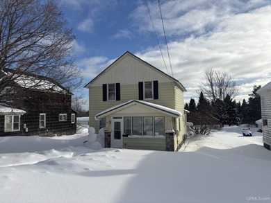 Beach Home For Sale in Ironwood, Michigan