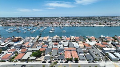 Beach Townhome/Townhouse For Sale in Newport Beach, California