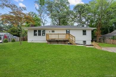 Beach Home Sale Pending in Sound Beach, New York