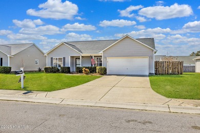 Beach Home For Sale in Beaufort, North Carolina