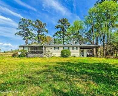 Beach Home For Sale in Shiloh, North Carolina