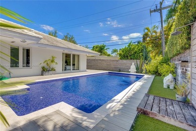 Beach Home For Sale in Key Biscayne, Florida