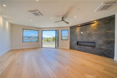 Beach Townhome/Townhouse For Sale in Avila Beach, California