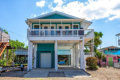 Beach Home For Sale in Suwannee, Florida