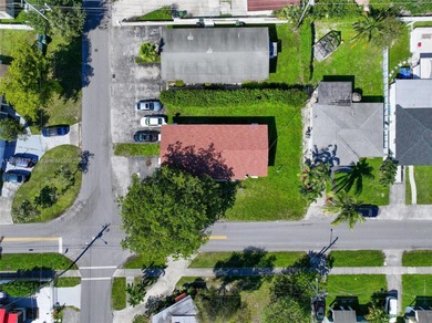 Beach Townhome/Townhouse For Sale in Hallandale Beach, Florida