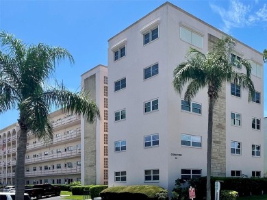Beach Condo For Sale in St. Petersburg, Florida