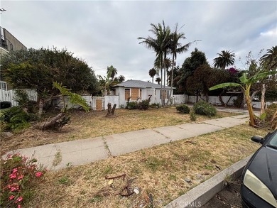 Beach Home Active Under Contract in San Pedro, California