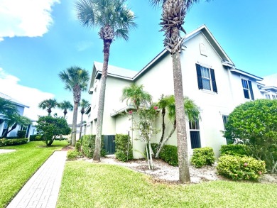 Beach Townhome/Townhouse For Sale in Port Saint Lucie, Florida