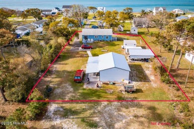 Beach Home For Sale in Harkers Island, North Carolina