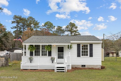 Beach Home Active Under Contract in Holly Ridge, North Carolina