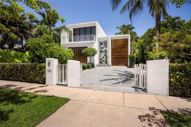 Beach Home For Sale in Miami Beach, Florida