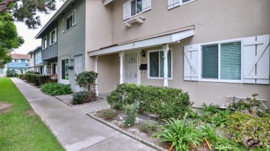 Beach Townhome/Townhouse For Sale in Huntington Beach, California