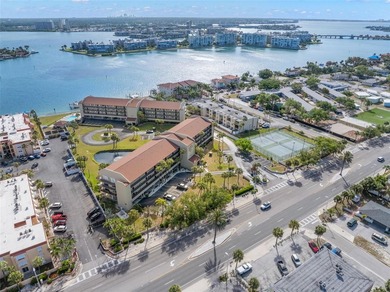 Beach Condo For Sale in St. Petersburg, Florida