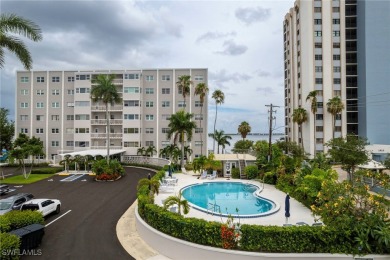 Beach Condo For Sale in Fort Myers, Florida