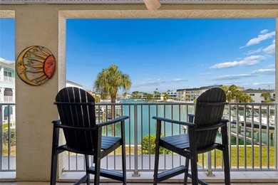 Beach Townhome/Townhouse For Sale in St. Petersburg, Florida