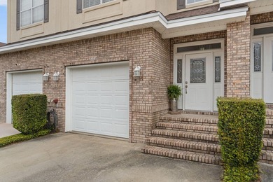 Beach Townhome/Townhouse For Sale in Niceville, Florida