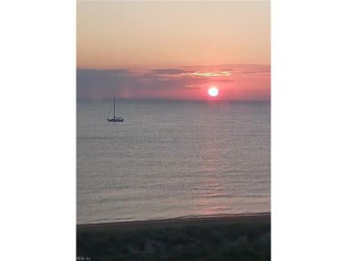 Beach Condo For Sale in Norfolk, Virginia