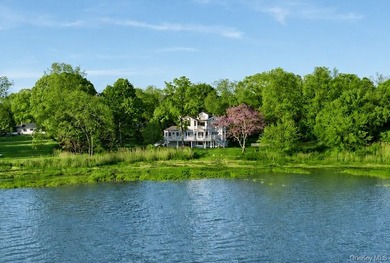 Beach Home For Sale in Setauket, New York