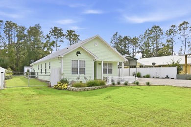 Beach Home For Sale in Steinhatchee, Florida