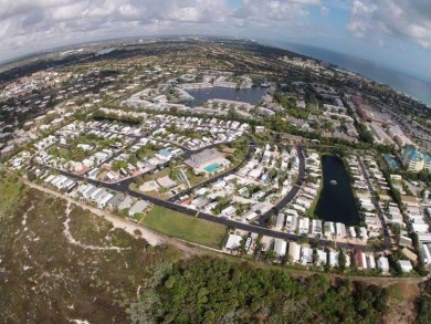 Beach Lot For Sale in Juno Beach, Florida