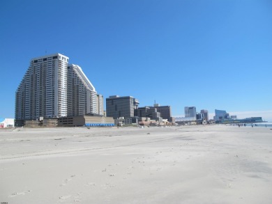 Beach Condo For Sale in Atlantic City, New Jersey