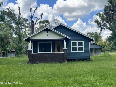 Beach Home Sale Pending in Jacksonville, Florida