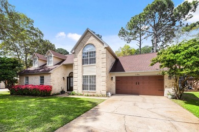 Beach Home For Sale in Niceville, Florida
