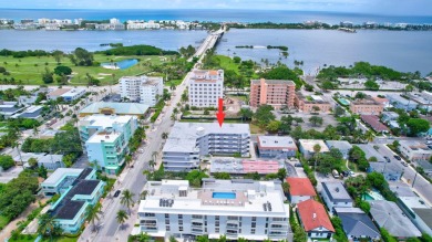 Beach Condo For Sale in Lake Worth Beach, Florida