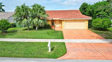 Beach Home For Sale in Davie, Florida