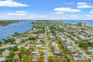 Beach Home For Sale in Panama City, Florida