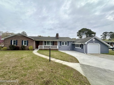 Beach Home For Sale in Camden, North Carolina