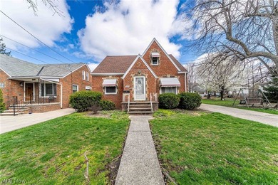 Beach Home Sale Pending in Cleveland, Ohio