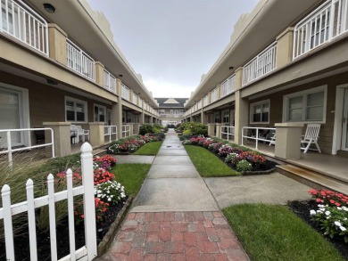 Beach Condo For Sale in Margate, New Jersey