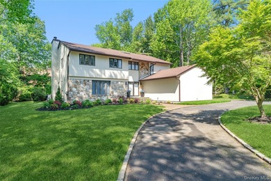 Beach Home For Sale in Manhasset, New York