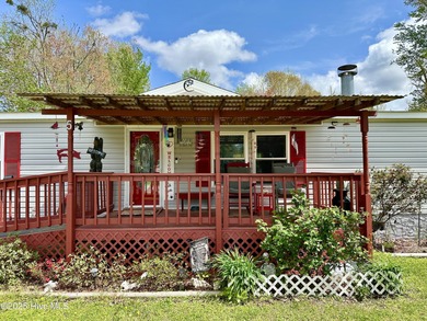 Beach Home Active Under Contract in New Bern, North Carolina