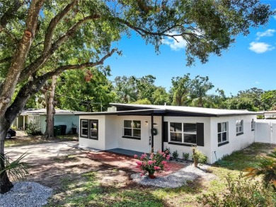 Beach Home For Sale in Tampa, Florida