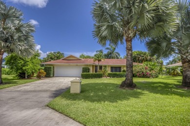 Beach Home For Sale in Hobe Sound, Florida