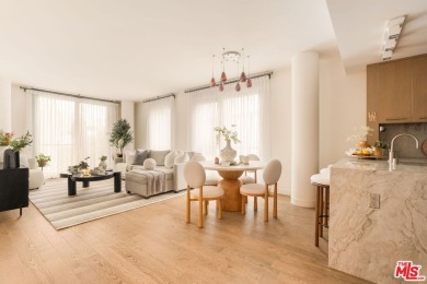 Beach Condo For Sale in Santa Monica, California