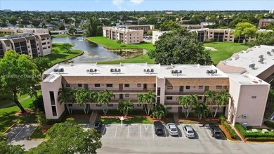 Beach Condo Sale Pending in Sunrise, Florida