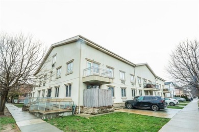 Beach Condo For Sale in Brooklyn, New York