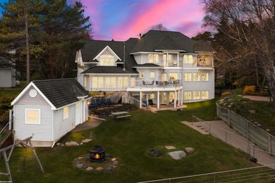 Beach Home For Sale in Deckerville, Michigan