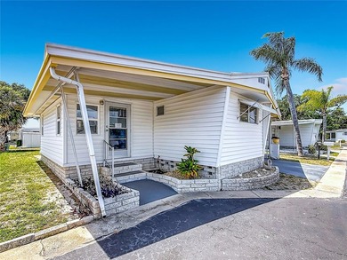 Beach Home For Sale in Dunedin, Florida