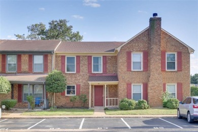 Beach Townhome/Townhouse For Sale in Hampton, Virginia