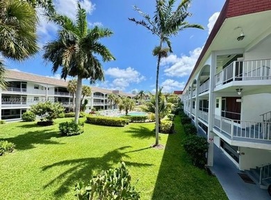 Beach Condo For Sale in Hallandale Beach, Florida