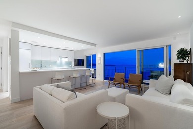 Beach Condo For Sale in West Vancouver, BC