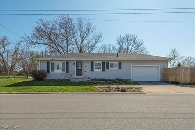 Beach Home Sale Pending in Sandusky, Ohio