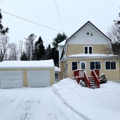 Beach Home For Sale in Sault Sainte Marie, Michigan