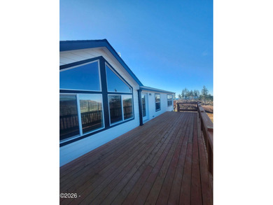 Beach Home For Sale in Otis, Oregon